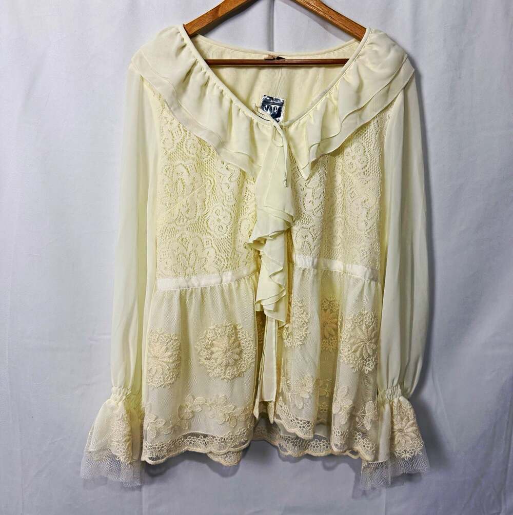 Lane Bryant White Lace Ruffle Long Sleeve Pullover Blouse Plus Size 18/20